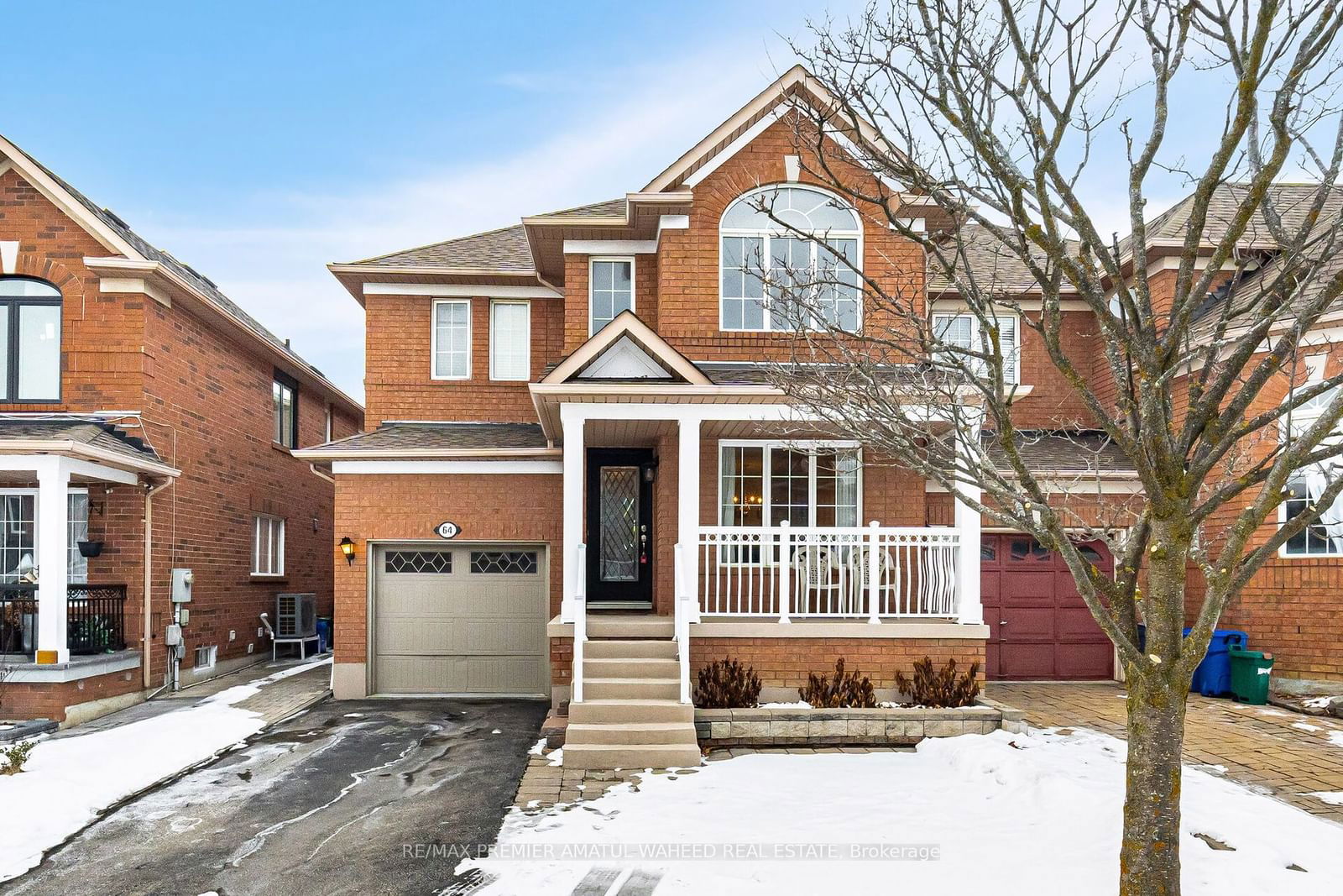 Semi-Detached House sold at 64 Madeira Avenue, Vaughan, Vellore Village, L6A 2Y2 - MLS: N11943193