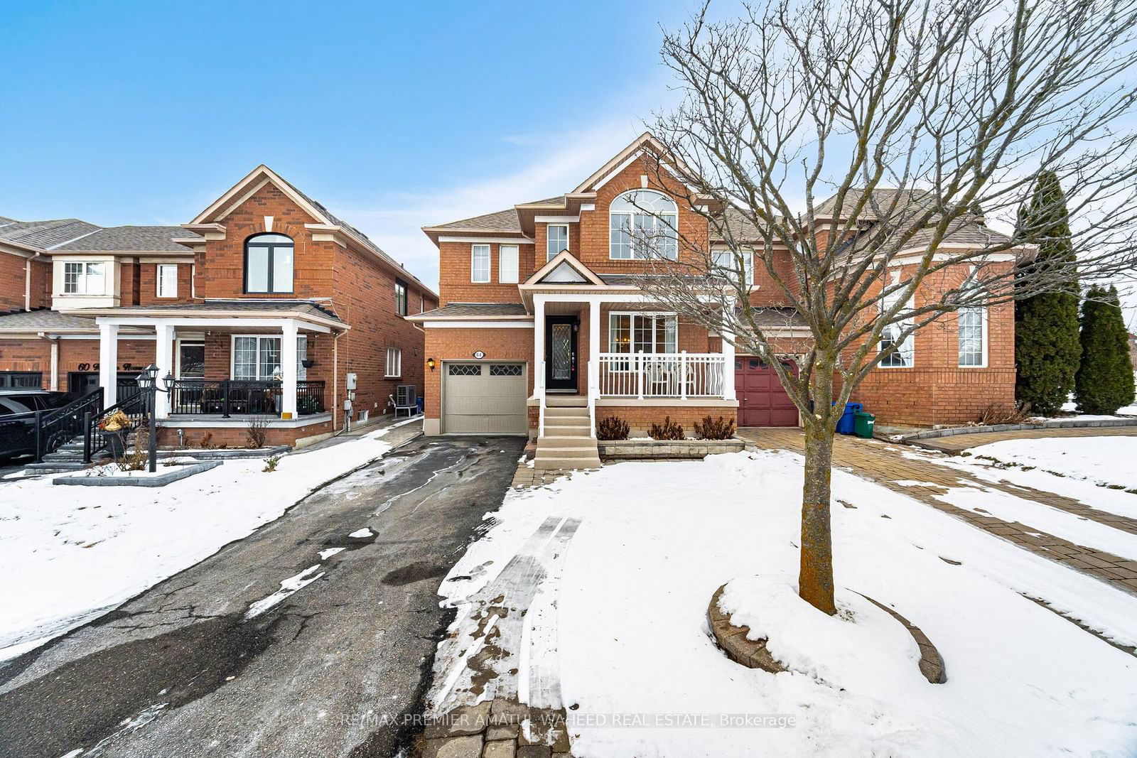 Semi-Detached House sold at 64 Madeira Avenue, Vaughan, Vellore Village, L6A 2Y2 - MLS: N11943193