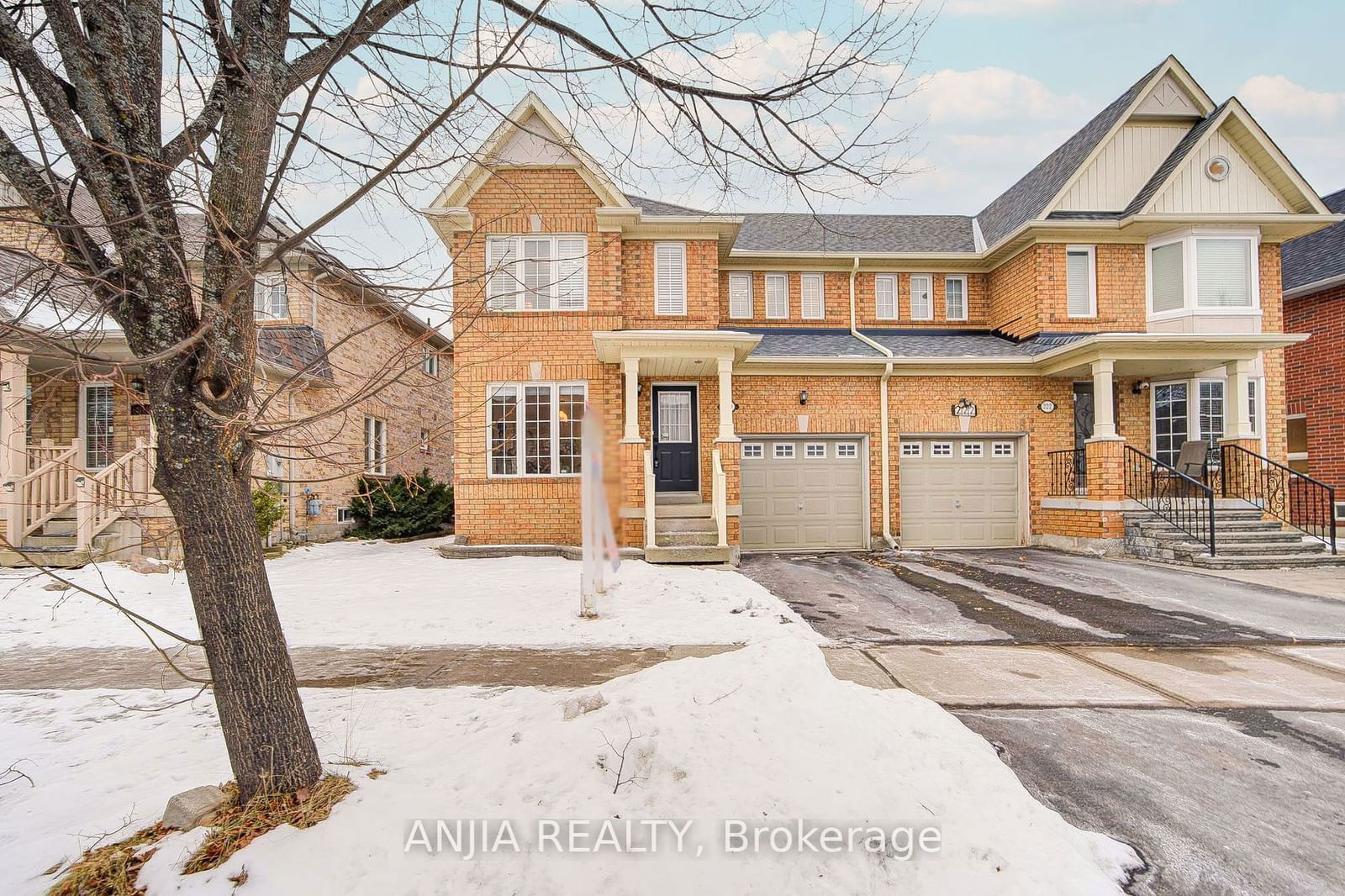 Semi-Detached House sold at 220 Hammersly Boulevard, Markham, Wismer, L6E 2C9 - MLS: N11943459