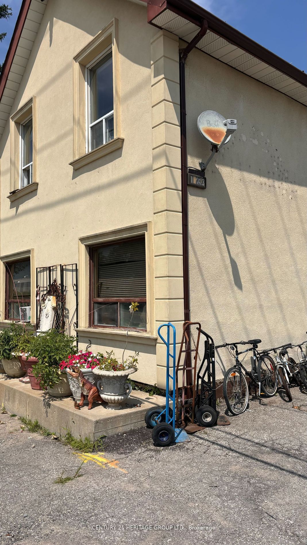 Listing Image 7