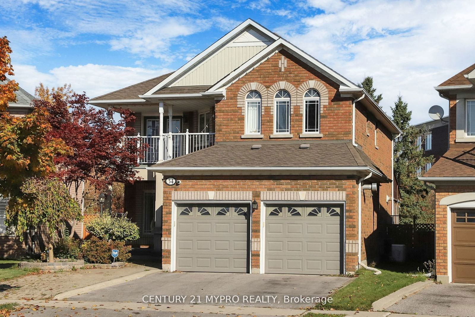 Detached House for sale at 34 Estate Garden Drive, Richmond Hill, Oak Ridges, L4E 3V3 - MLS: N11943832