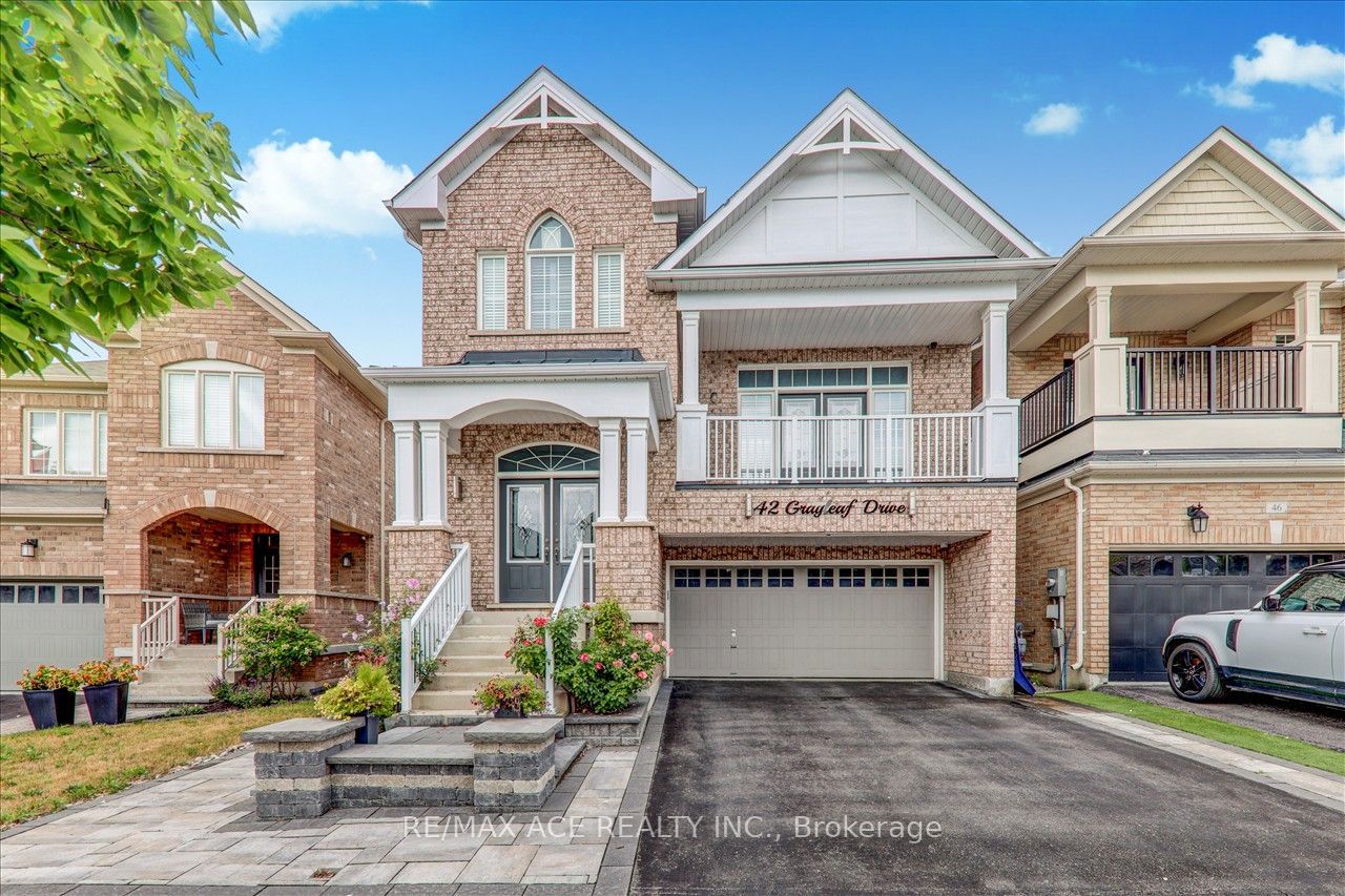 Detached House for sale at 42 Grayleaf Drive, Whitchurch-Stouffville, Stouffville, L4A 0C4 - MLS: N11944141