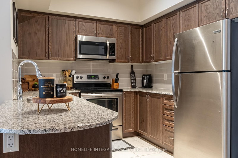 109 - 157 Wellington St E, New Tecumseth, L9R 0R7 | Image 2