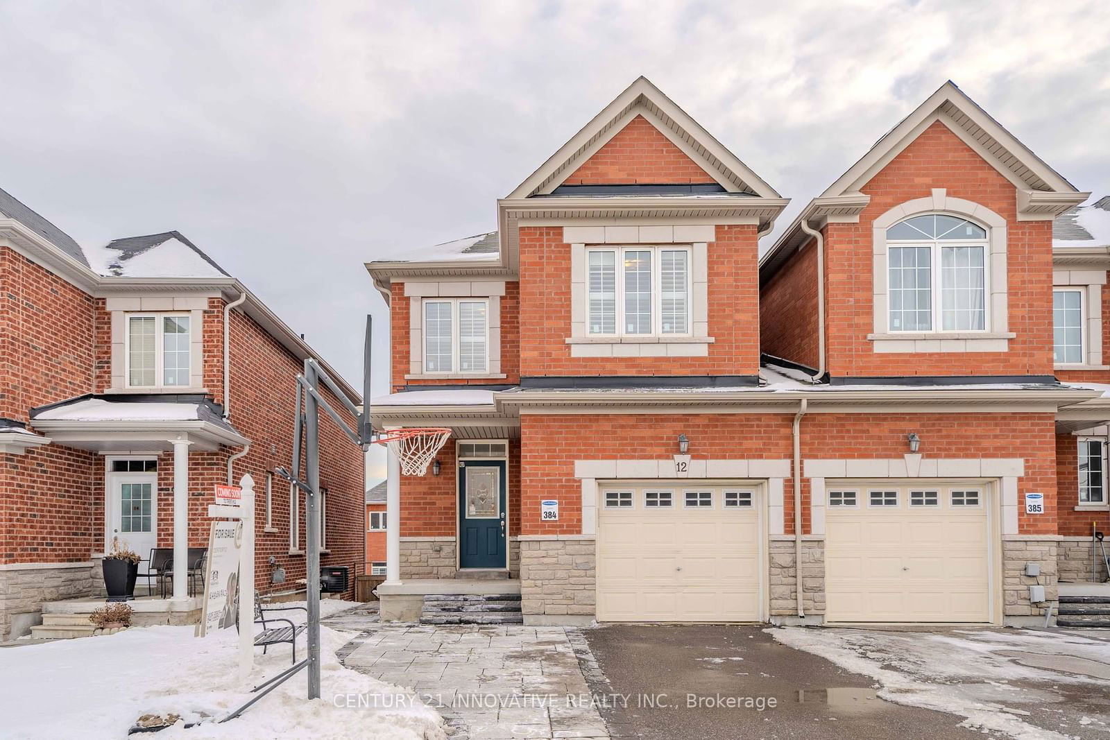 Townhouse for sale at 12 Collin Court, Richmond Hill, Jefferson, L4E 0X6 - MLS: N11944959