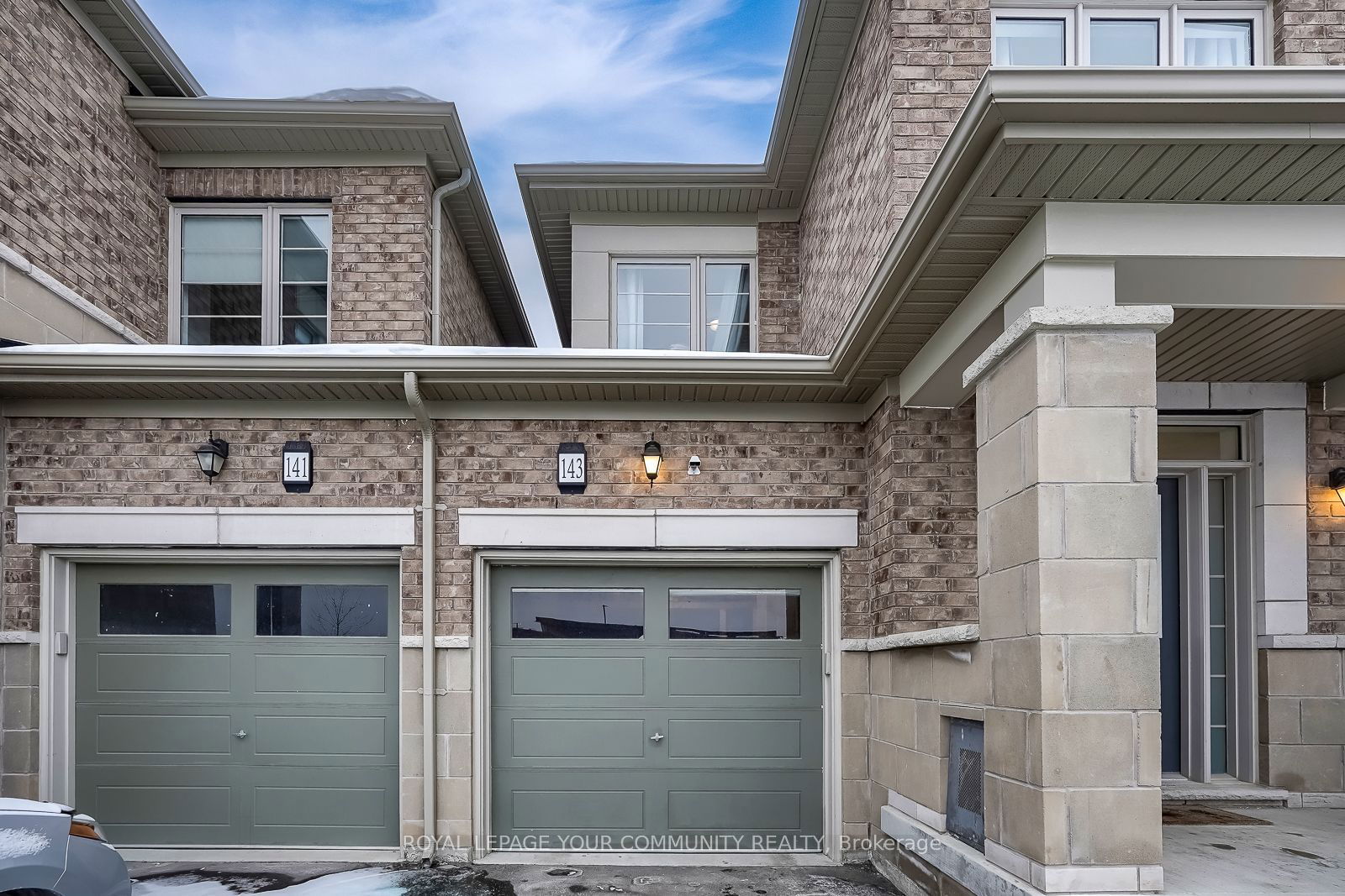 Townhouse for sale at 143 Jim Mortson Drive, East Gwillimbury, Queensville, L9N 0Y9 - MLS: N11945128