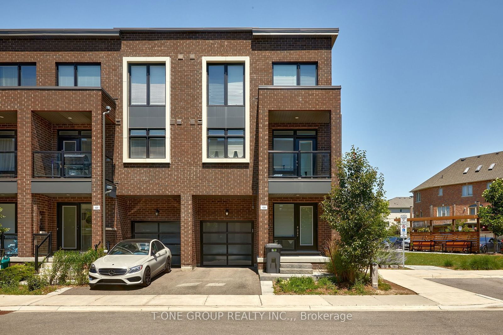 Townhouse for lease at 133 Moneypenny Place, Vaughan, Beverley Glen, L4J 0L1 - MLS: N11945640