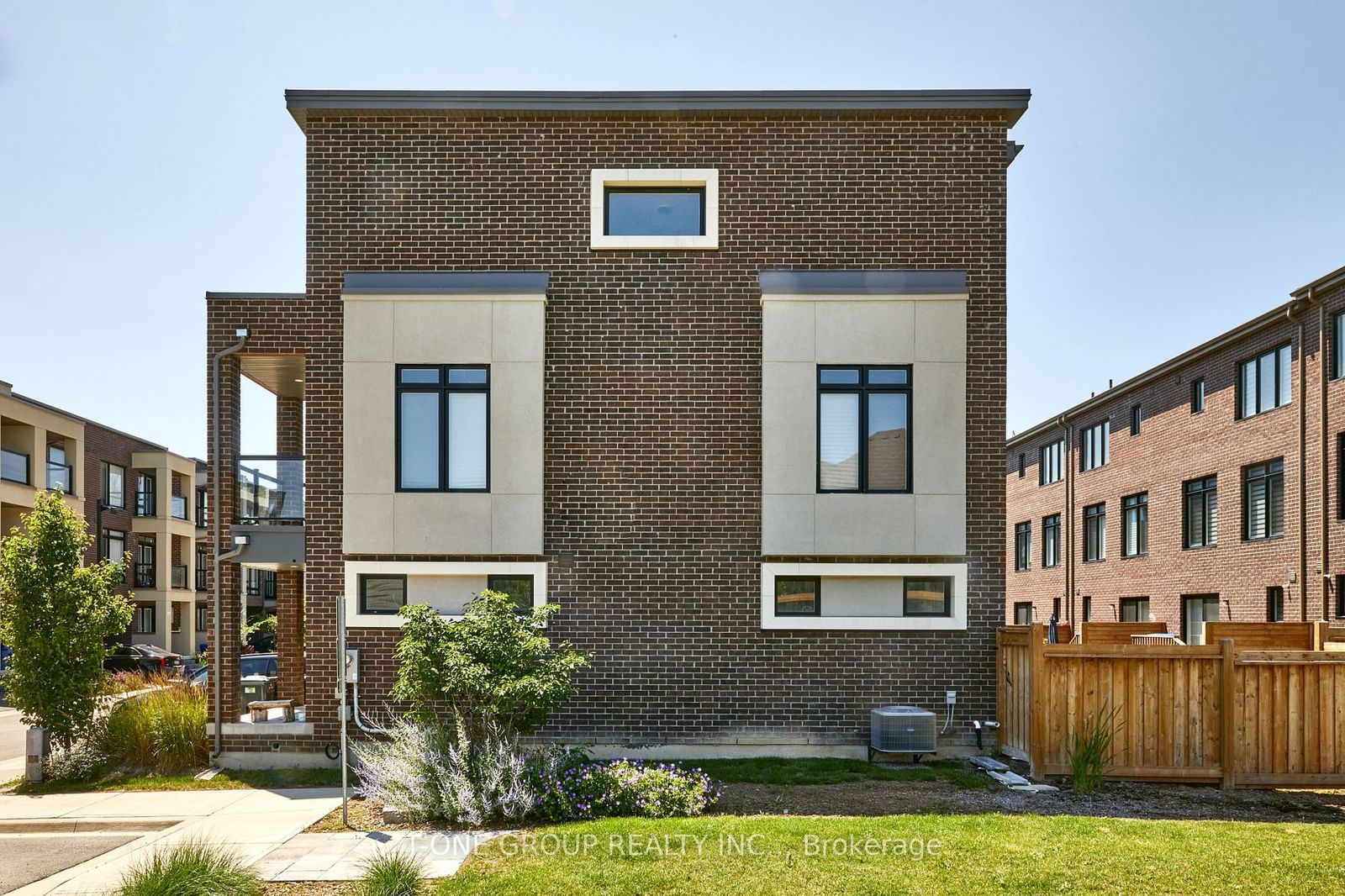 Townhouse for lease at 133 Moneypenny Place, Vaughan, Beverley Glen, L4J 0L1 - MLS: N11945640