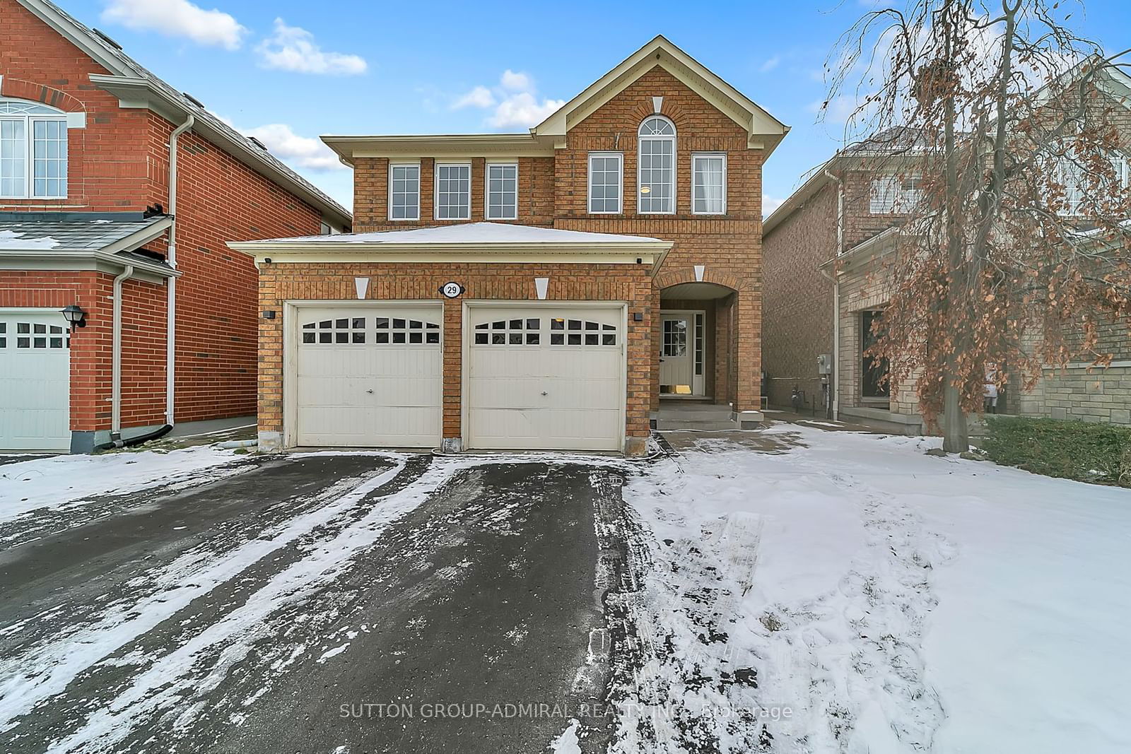 Detached House for sale at 29 Aloe Avenue, Richmond Hill, Oak Ridges Lake Wilcox, L4E 4M8 - MLS: N11946043