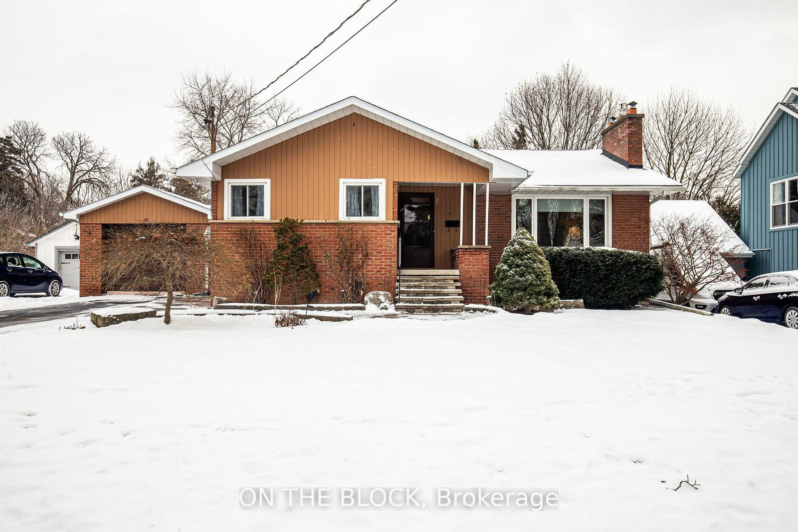 Building at 35 Peter Street, Markham, Old Markham Village