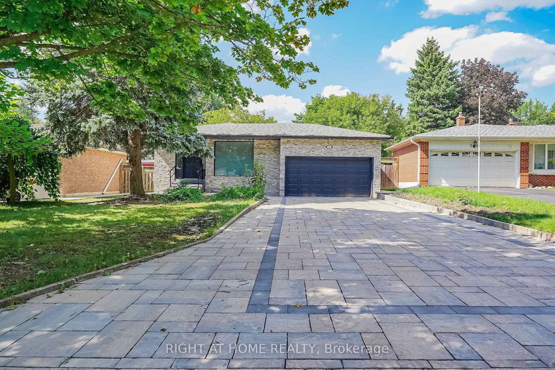 home for lease on Unit B-50 Coral Harbour Crescent