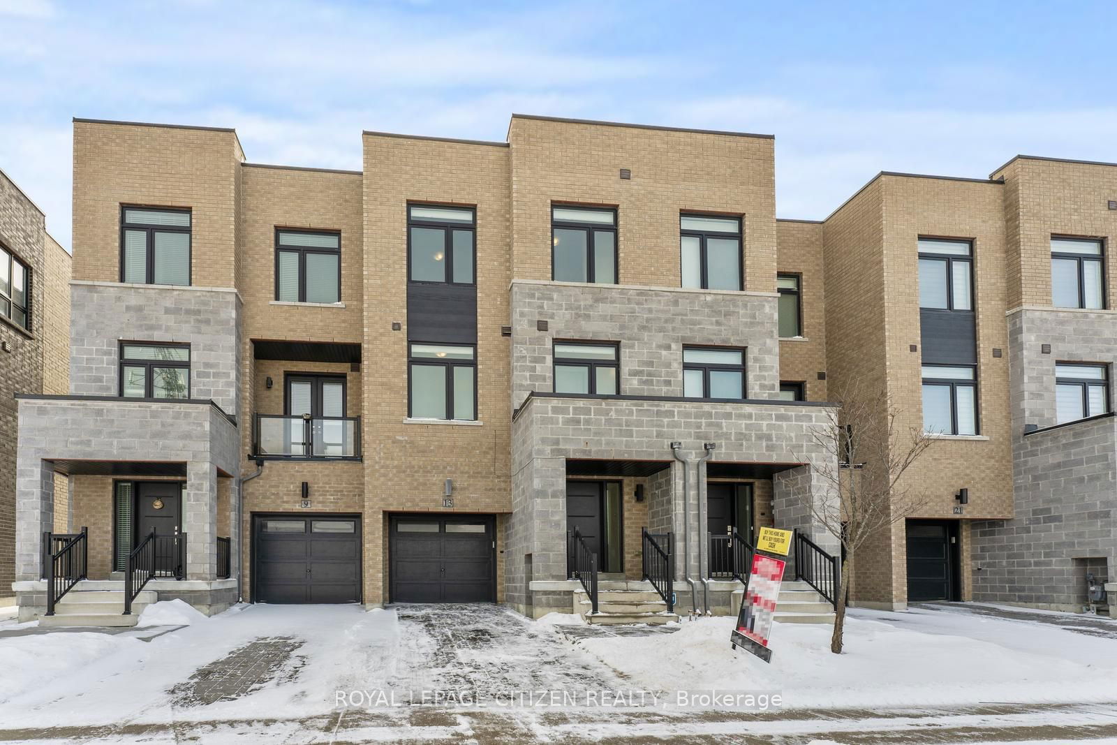 Townhouse for sale at 13 Gridiron Gate, Vaughan, Vellore Village, L4H 4W8 - MLS: N11946645