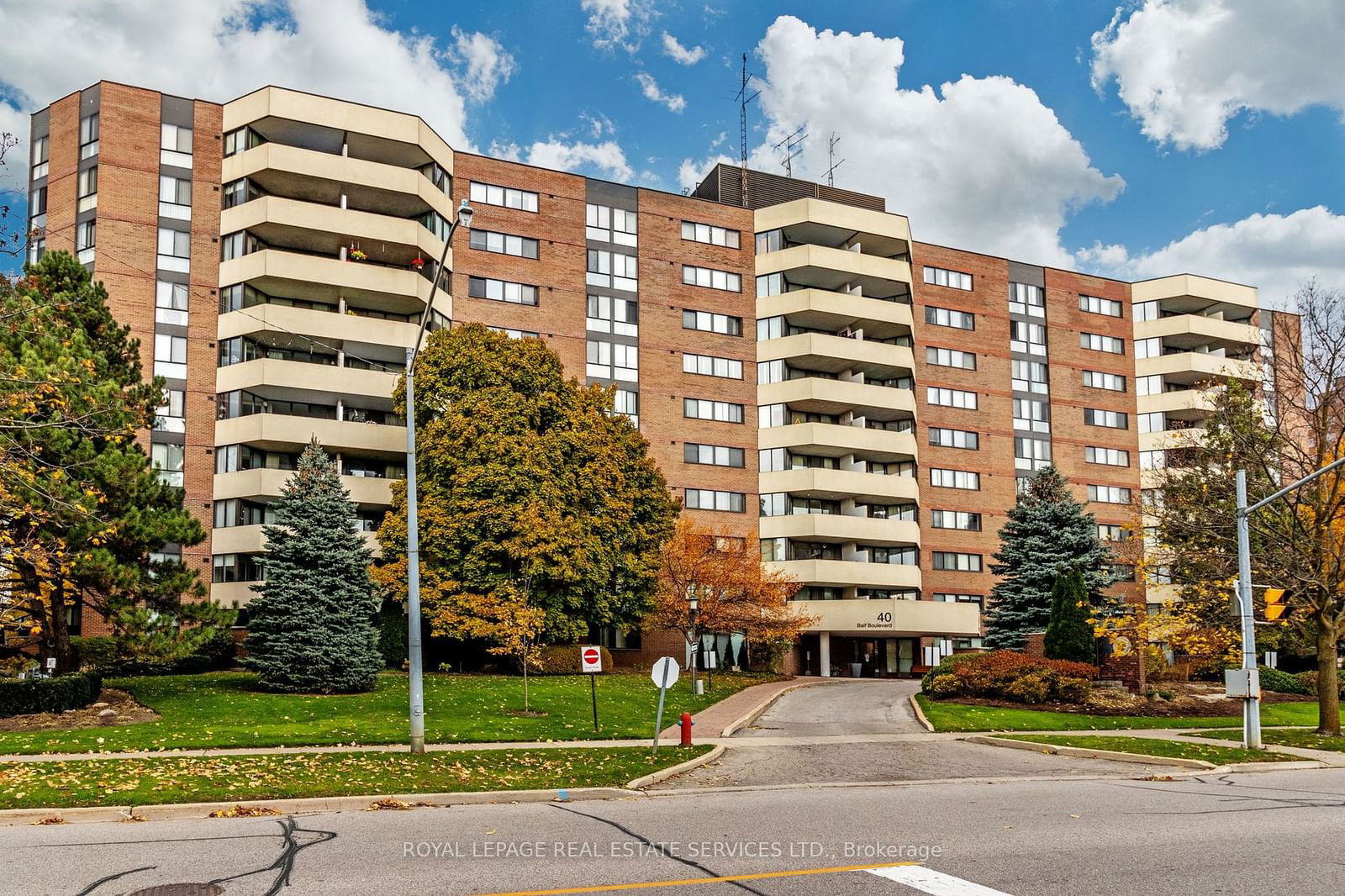 Condo for sale at 703-40 Baif Boulevard, Richmond Hill, North Richvale, L4C 5M9 - MLS: N11946731