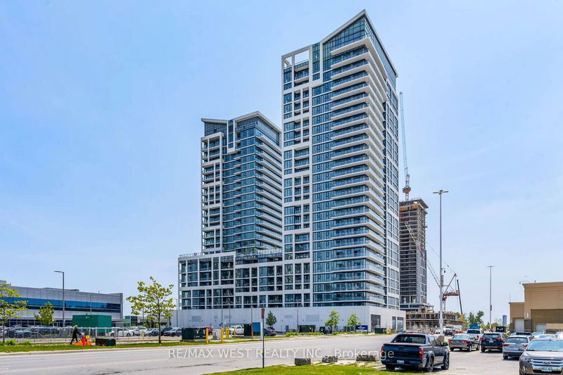 home for lease on 820-8960 Jane Street