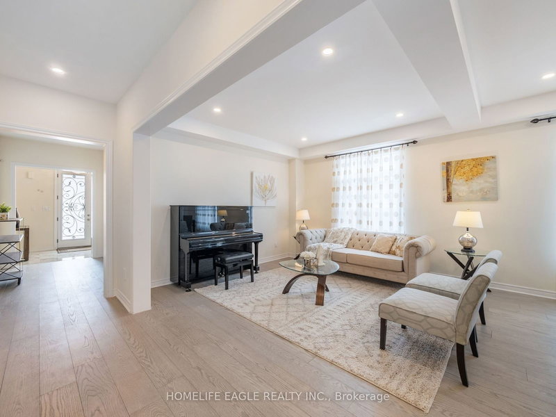 4 Goldeneye Dr, East Gwillimbury, L9N 0S6 | Image 3