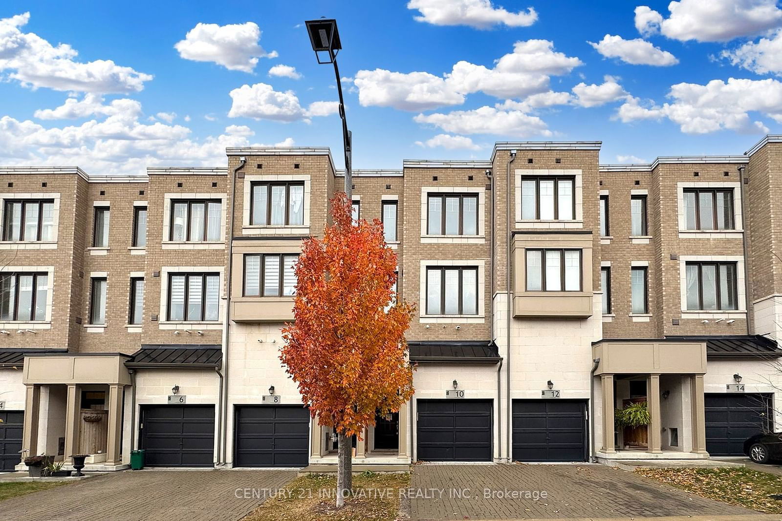 Townhouse for sale at 10 Hyderabad Lane, Markham, Greensborough, L4E 0T8 - MLS: N11947900