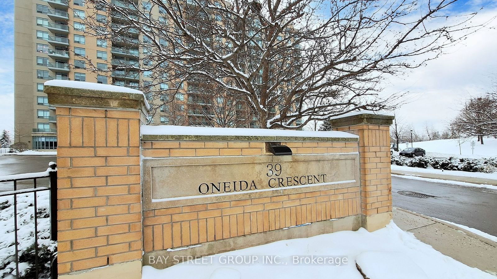 Condo for sale at LPH19-39 Oneida Crescent, Richmond Hill, Langstaff, L4B 4T9 - MLS: N11948548