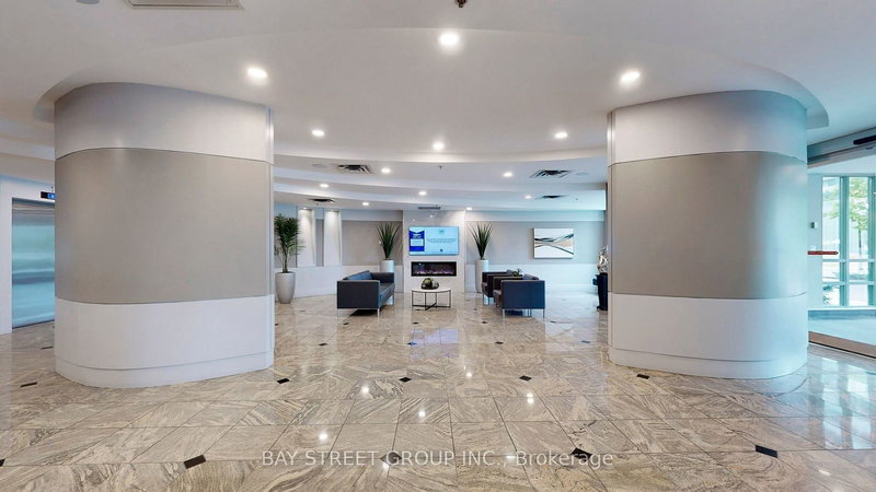 LPH19 - 39 Oneida Cres, Richmond Hill, L4B 4T9 | Image 3