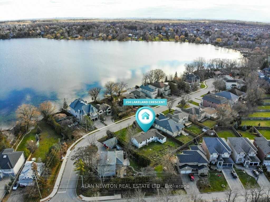 Detached House for sale at 254 Lakeland Crescent, Richmond Hill, Oak Ridges Lake Wilcox, L4E 3A6 - MLS: N11948632