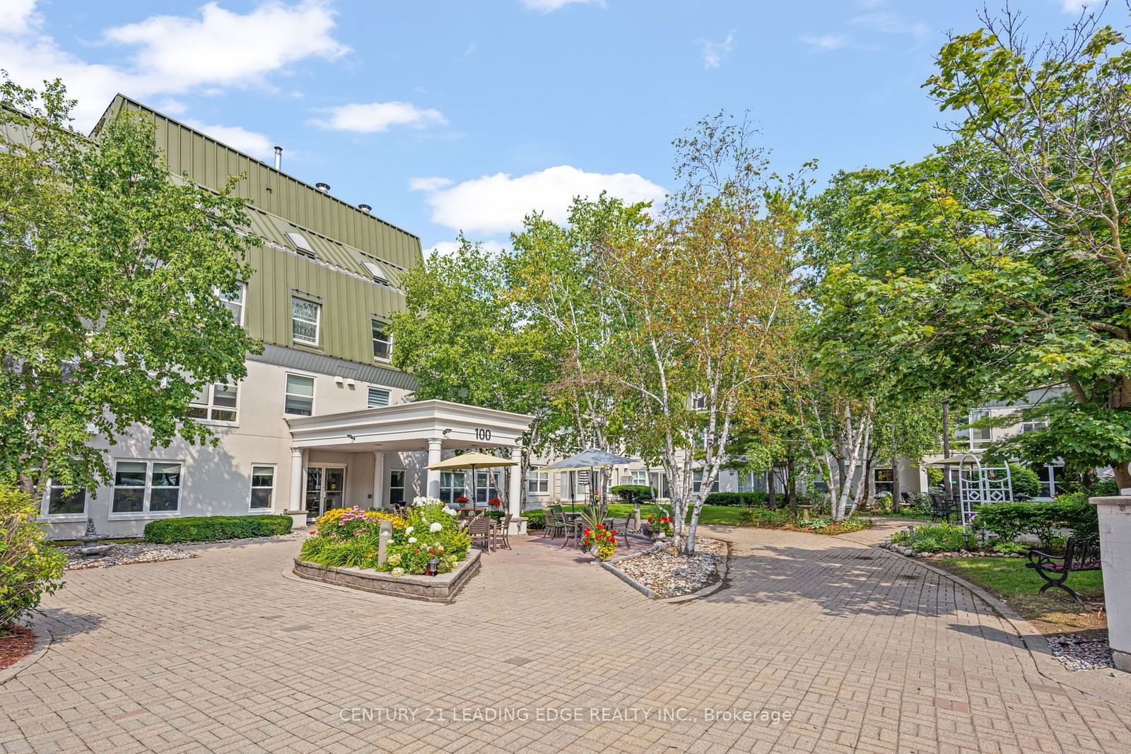 Condo for sale at 218-100 Anna Russell Way, Markham, Unionville, L3R 6C7 - MLS: N11948840