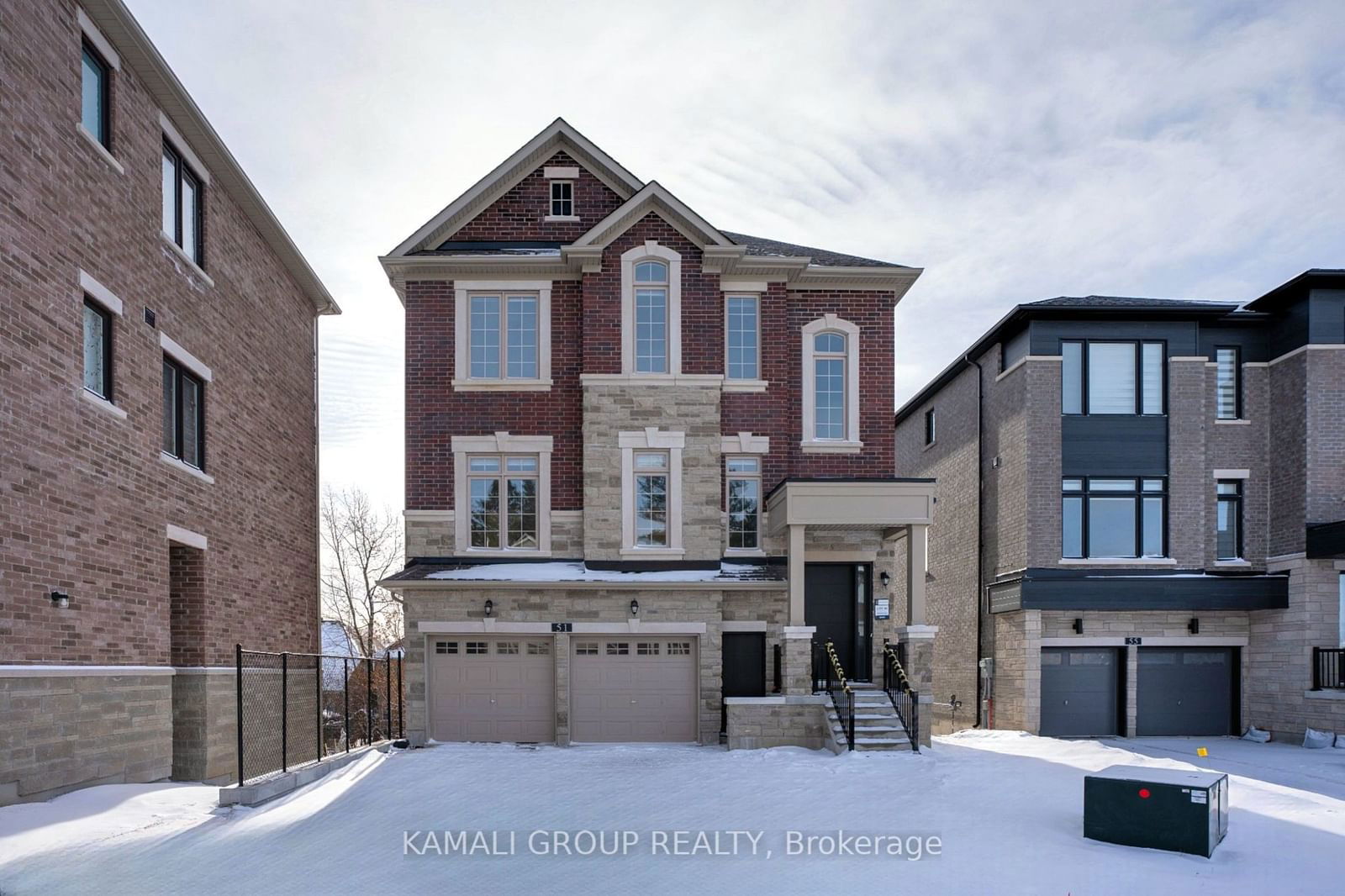 Detached House for sale at 51 Ahchie Court, Vaughan, Patterson, L6A 5E5 - MLS: N11949223