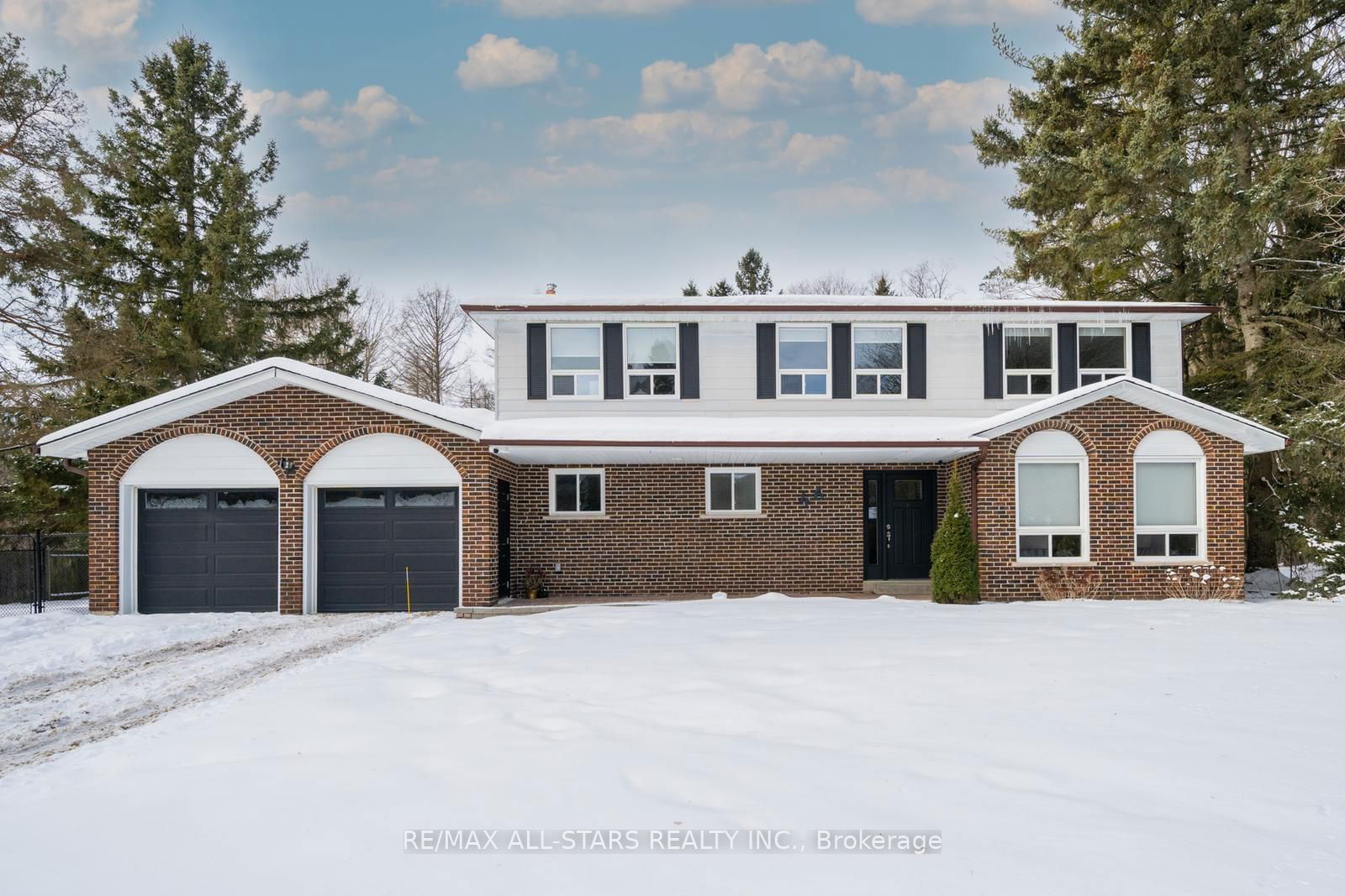 Building at 46 Iroquois Drive, Whitchurch-Stouffville, Ballantrae