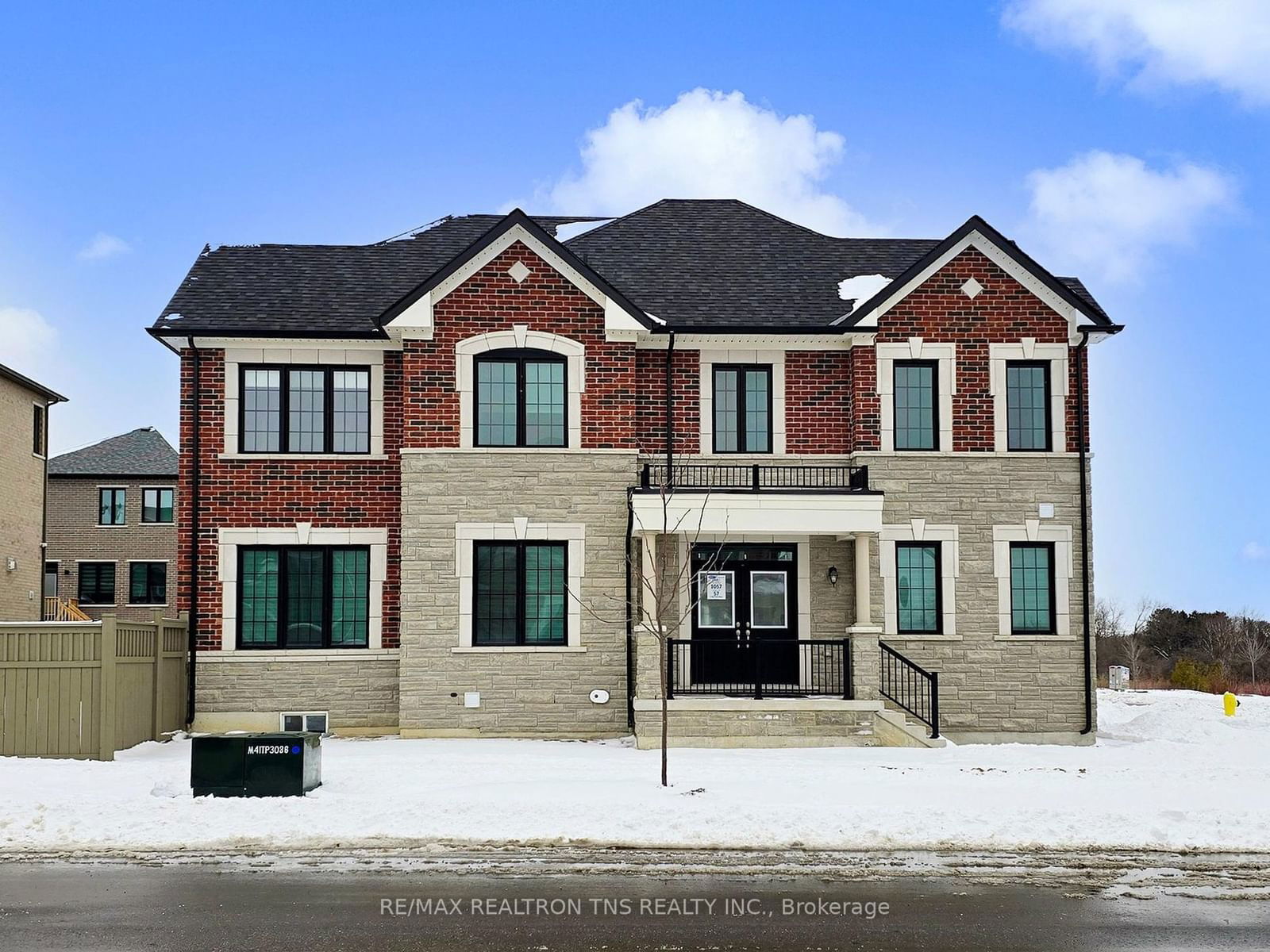 Detached House for sale at 10 Mary Roman Avenue, Markham, Victoria Square, L6C 3K7 - MLS: N11950317