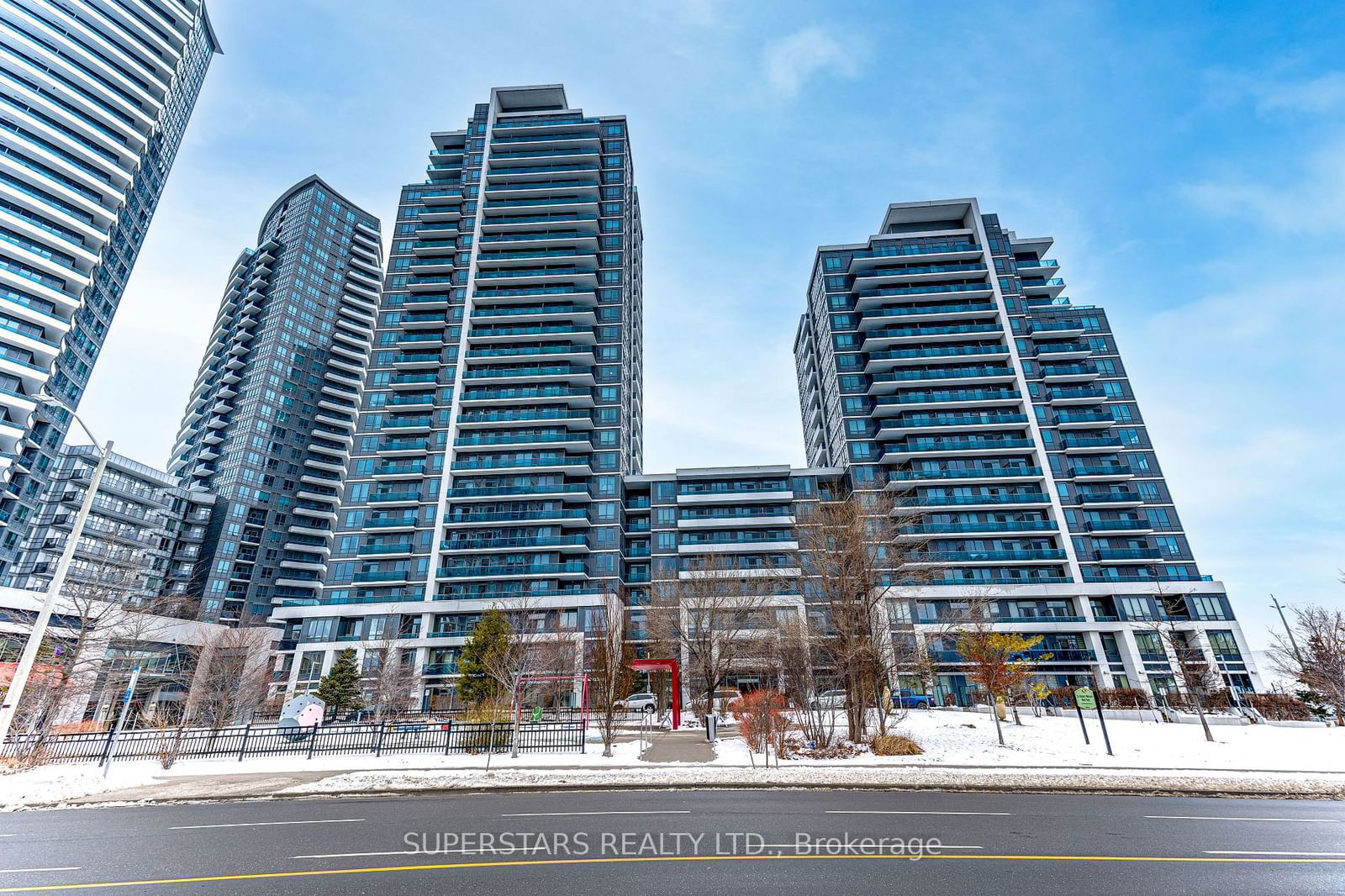 Condo sold at 811-7167 Yonge Street, Markham, Thornhill, L3T 0C9 - MLS: N11950347