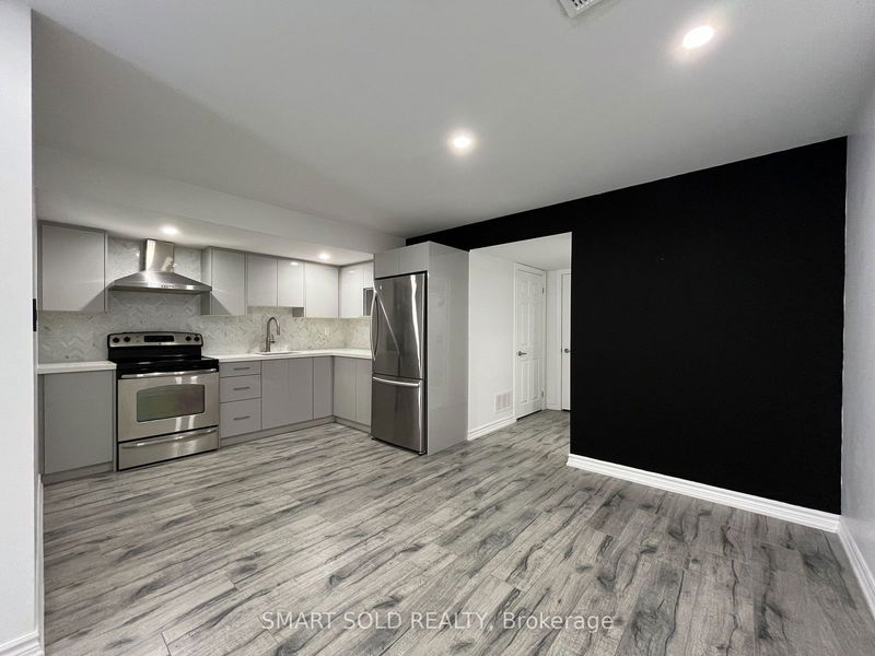 home for lease on Bsmt-7 Robert Green Crescent