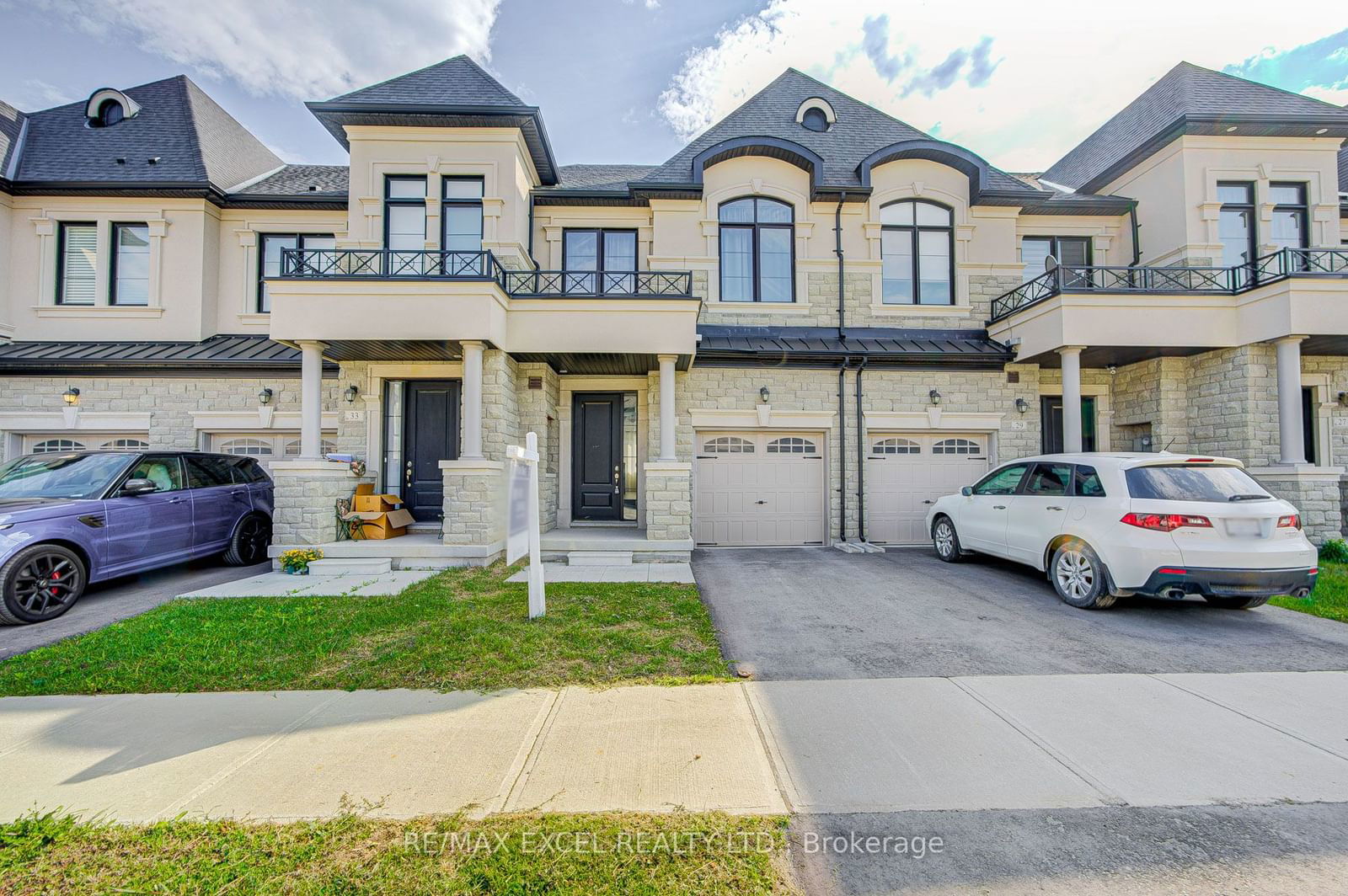 Townhouse for lease at 31 Mallery Street, Richmond Hill, Rural Richmond Hill, L4S 0H7 - MLS: N11950681