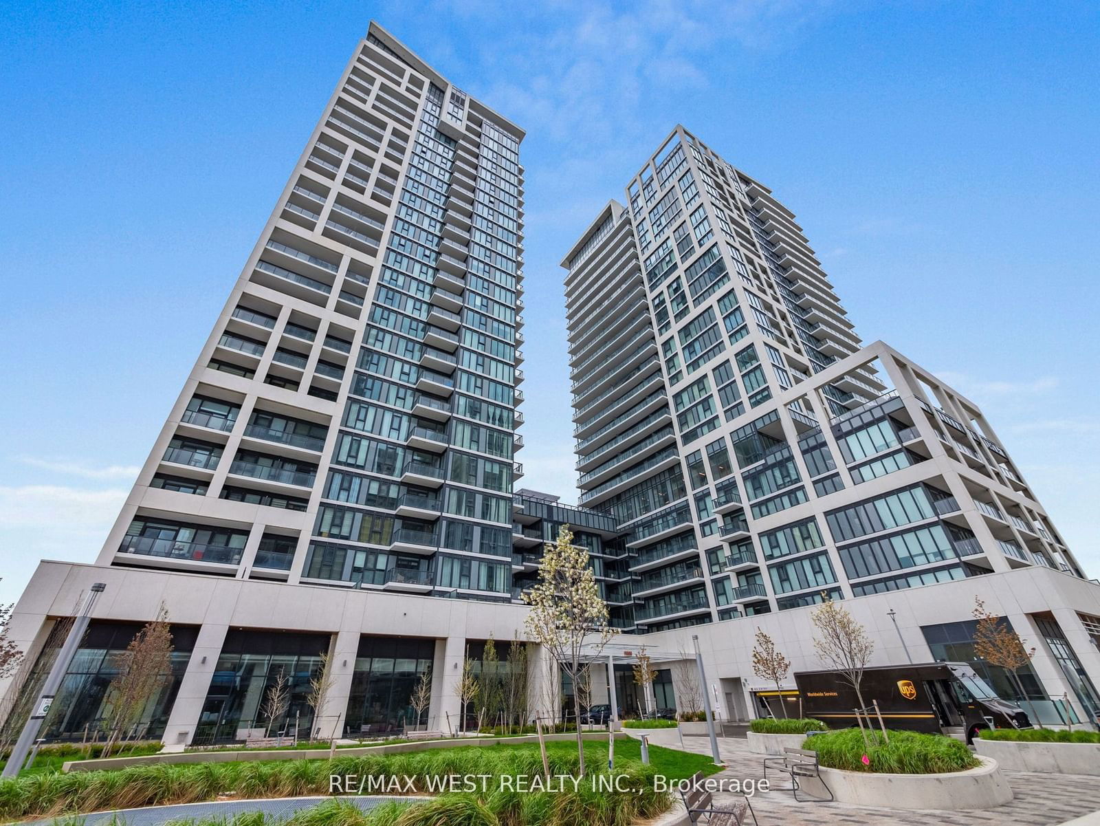 Condo for sale at 411-9000 Jane Street, Vaughan, Concord, L4K 0M6 - MLS: N11951259