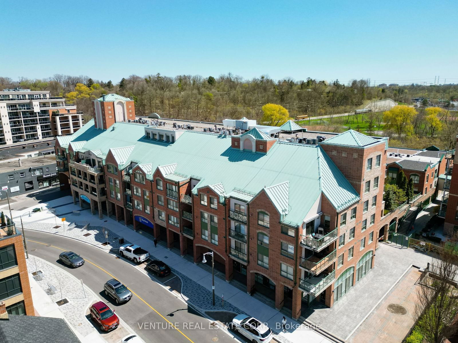 Condo for sale at 312-121 Woodbridge Avenue, Vaughan, West Woodbridge, L4L 9E3 - MLS: N11951401