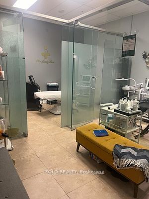 214 - 7163 YONGE St, Markham, L3T 0C6 | Image 3