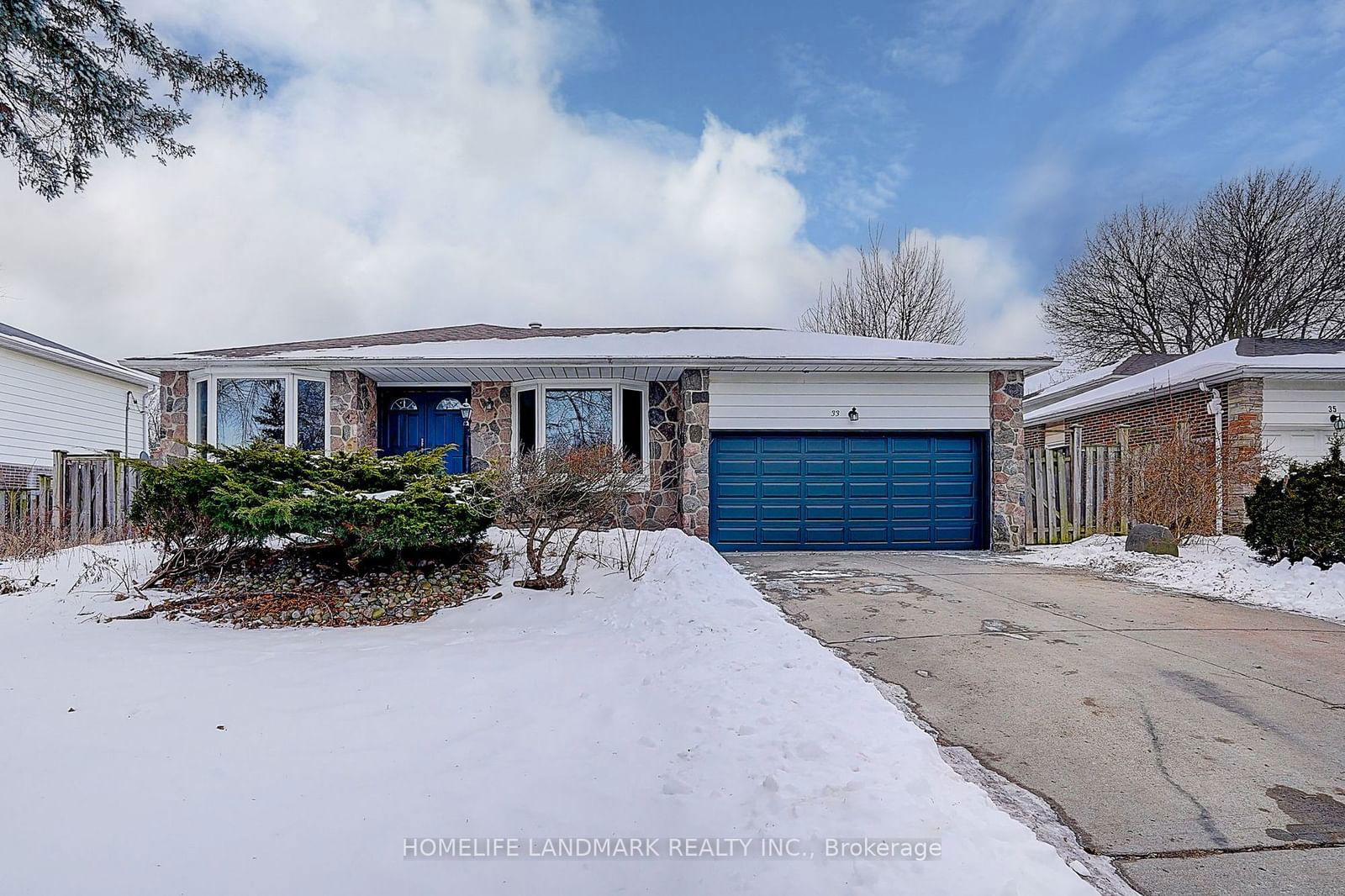 Detached House for sale at 33 Southdale Drive, Markham, Bullock, L3P 1J6 - MLS: N11951973