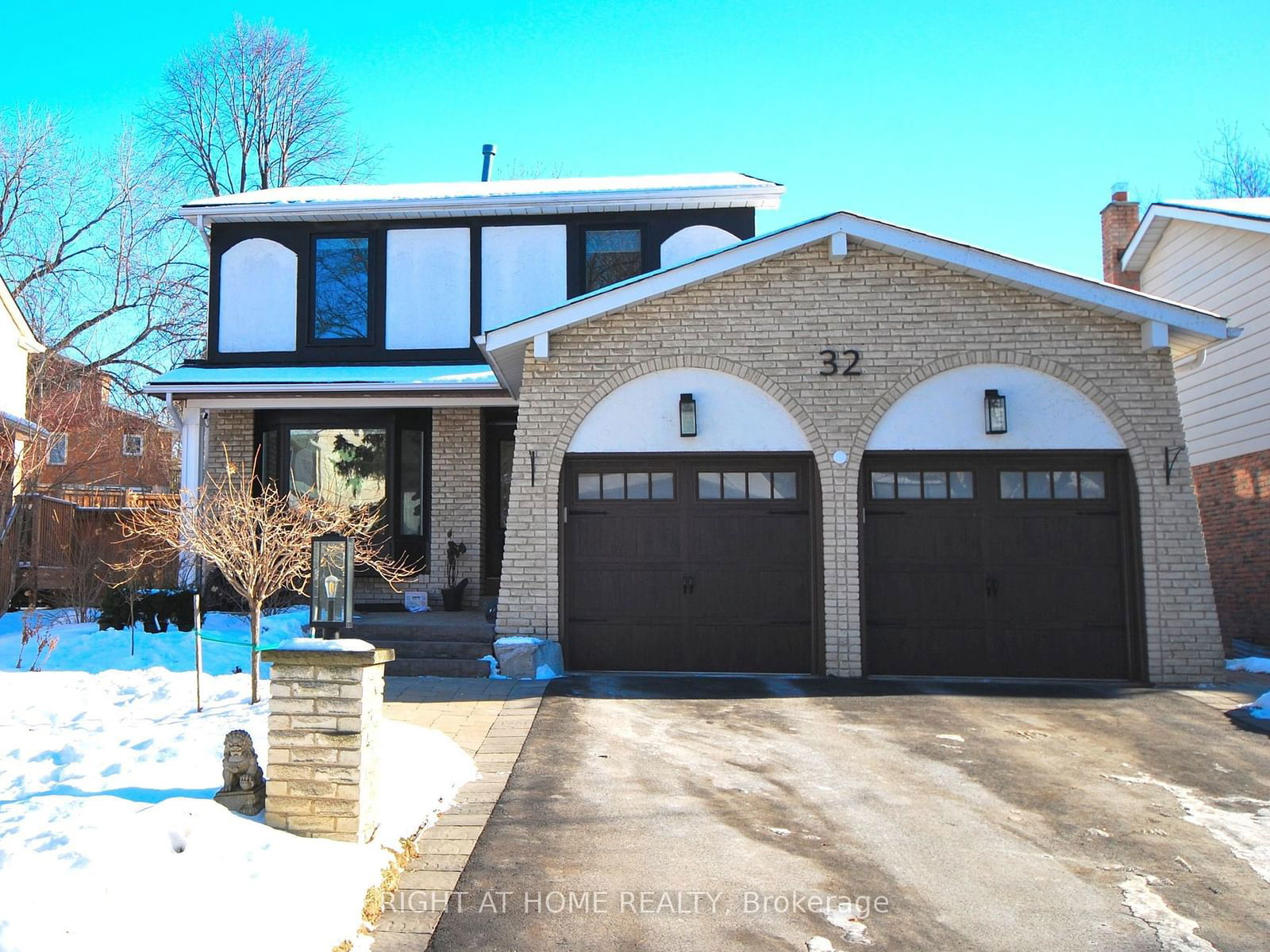 Detached House for sale at 32 Braeburn Drive, Markham, Aileen-Willowbrook, L3T 4W6 - MLS: N11952028