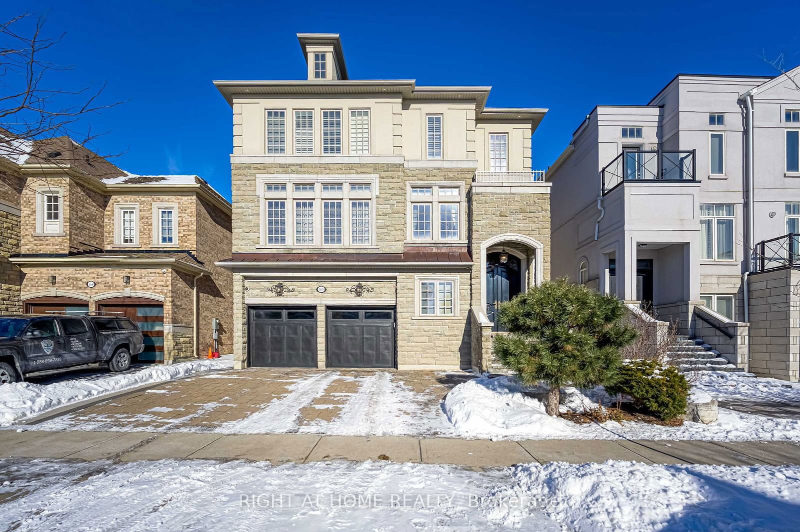 Detached House for sale at 165 WALLENBERG Drive, Vaughan, Patterson, L6A 4M2 - MLS: N11952331