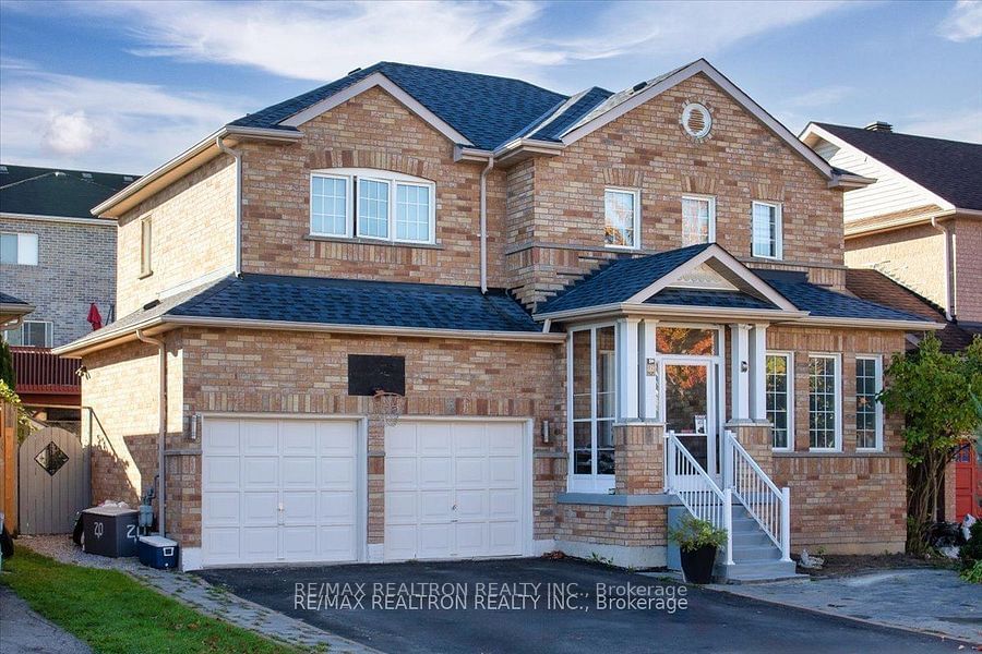 Detached House for sale at 129 Flagstone Way, Newmarket, Woodland Hill, L3X 2Z8 - MLS: N11952339