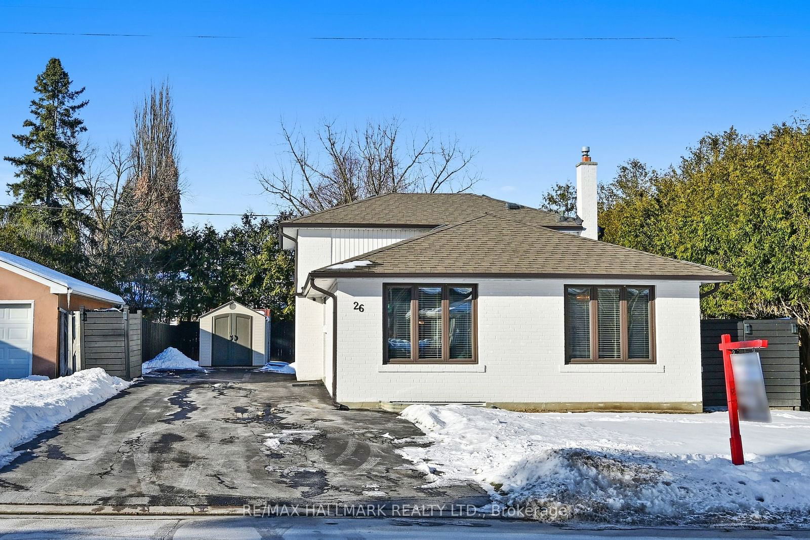 Building at 26 Kemano Road, Aurora, Aurora Heights