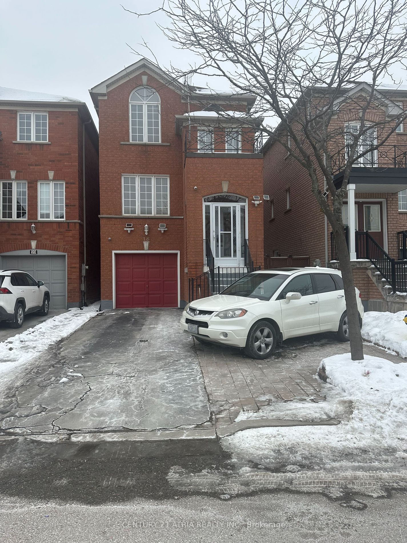 Detached House for sale at 18 Yellowood Circle, Vaughan, Patterson, L4J 8L9 - MLS: N11952611