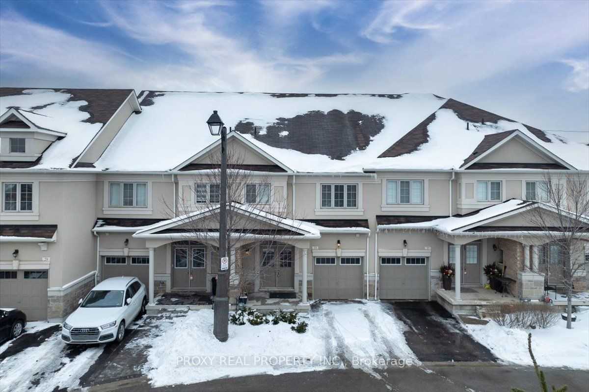 Townhouse for lease at 33 Ruffle Lane, Richmond Hill, Oak Ridges, L4E 0W3 - MLS: N11952658