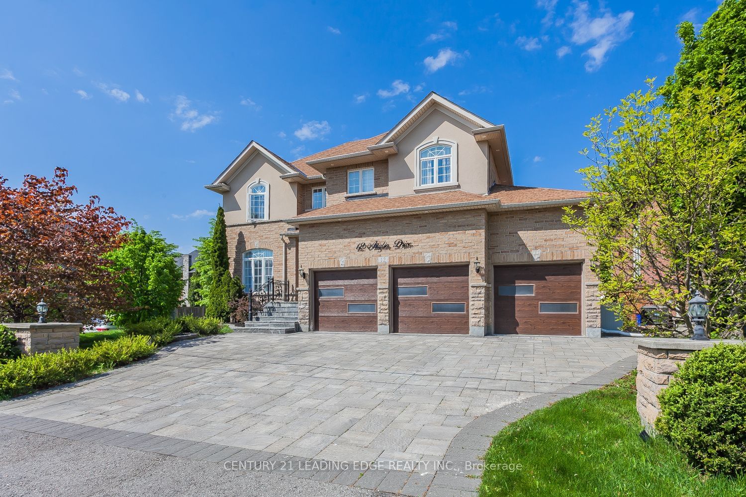 Detached House for sale at 12 Anglin Drive, Richmond Hill, Jefferson, L4E 3M5 - MLS: N11953560