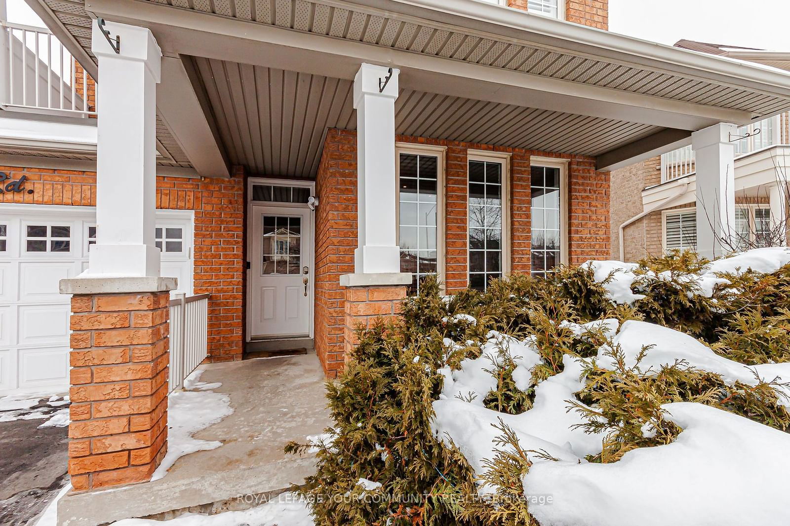 Detached House for sale at 16 Kingshill Road, Richmond Hill, Oak Ridges, L4E 4B1 - MLS: N11953574