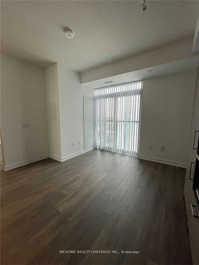 Unit 803 — 10 Honeycrisp Cres, Vaughan - Vaughan Corporate Centre image-0-4