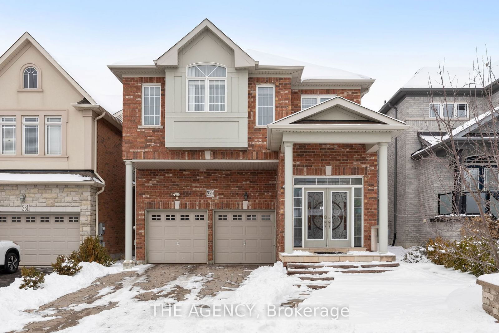 Detached House for sale at 229 Aspenwood Drive, Newmarket, Woodland Hill, L3X 3K7 - MLS: N11953625