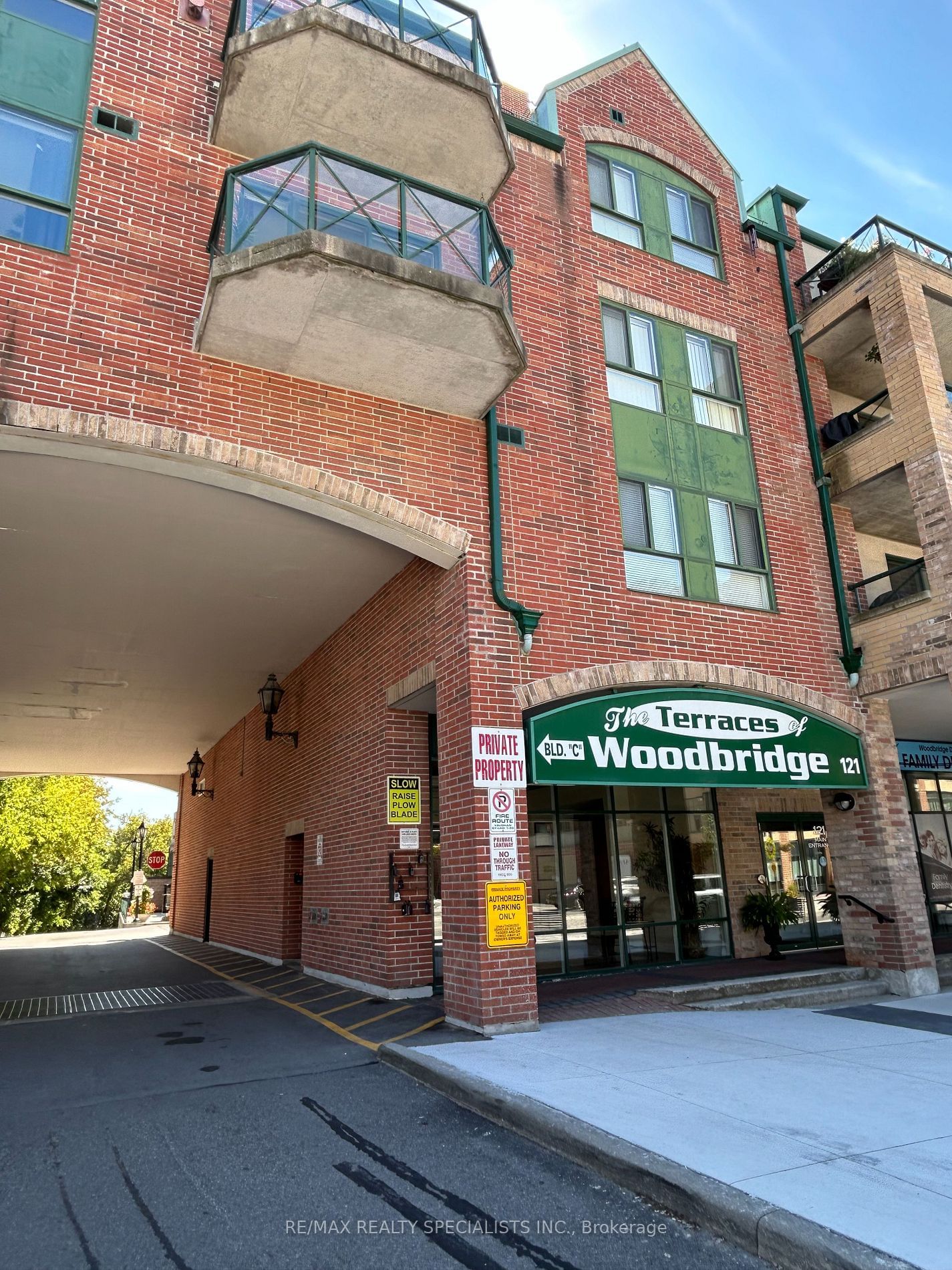 Condo for sale at 412-121 Woodbridge Avenue, Vaughan, West Woodbridge, L4L 9E3 - MLS: N11953698