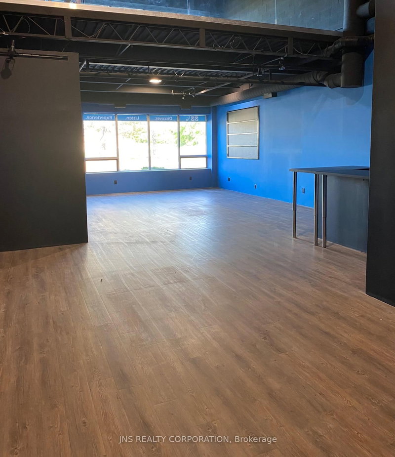 9 - 350 Harry Walker Pkwy N, Newmarket, L3Y 8L3 | Image 3