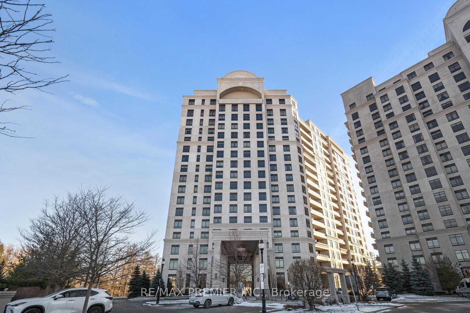 Condo sold at 602-9255 Jane Street, Vaughan, Maple, L6A 0K1 - MLS: N11953981