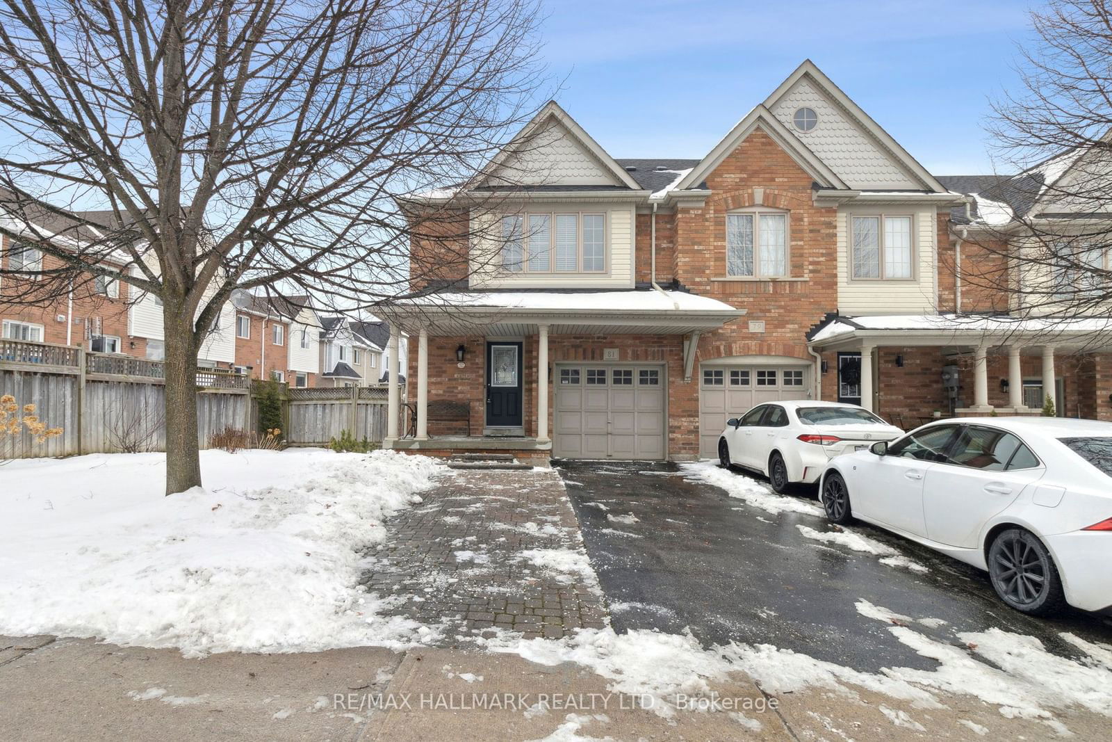 Townhouse sold at 81 Hartford Crescent, Newmarket, Summerhill Estates, L3X 2Z5 - MLS: N11954023