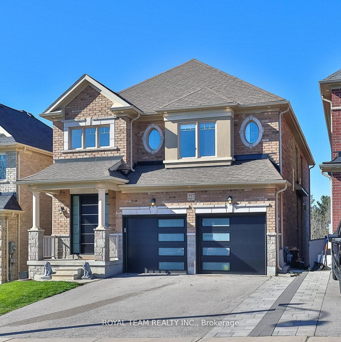 Detached House for sale at 227 Frederick Curran Lane, Newmarket, Woodland Hill, L3X 0B9 - MLS: N11954068