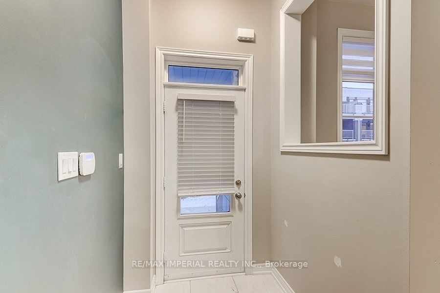 Townhouse for lease at 110 Luzon Avenue, Markham, Box Grove, L6B 1N8 - MLS: N11954072