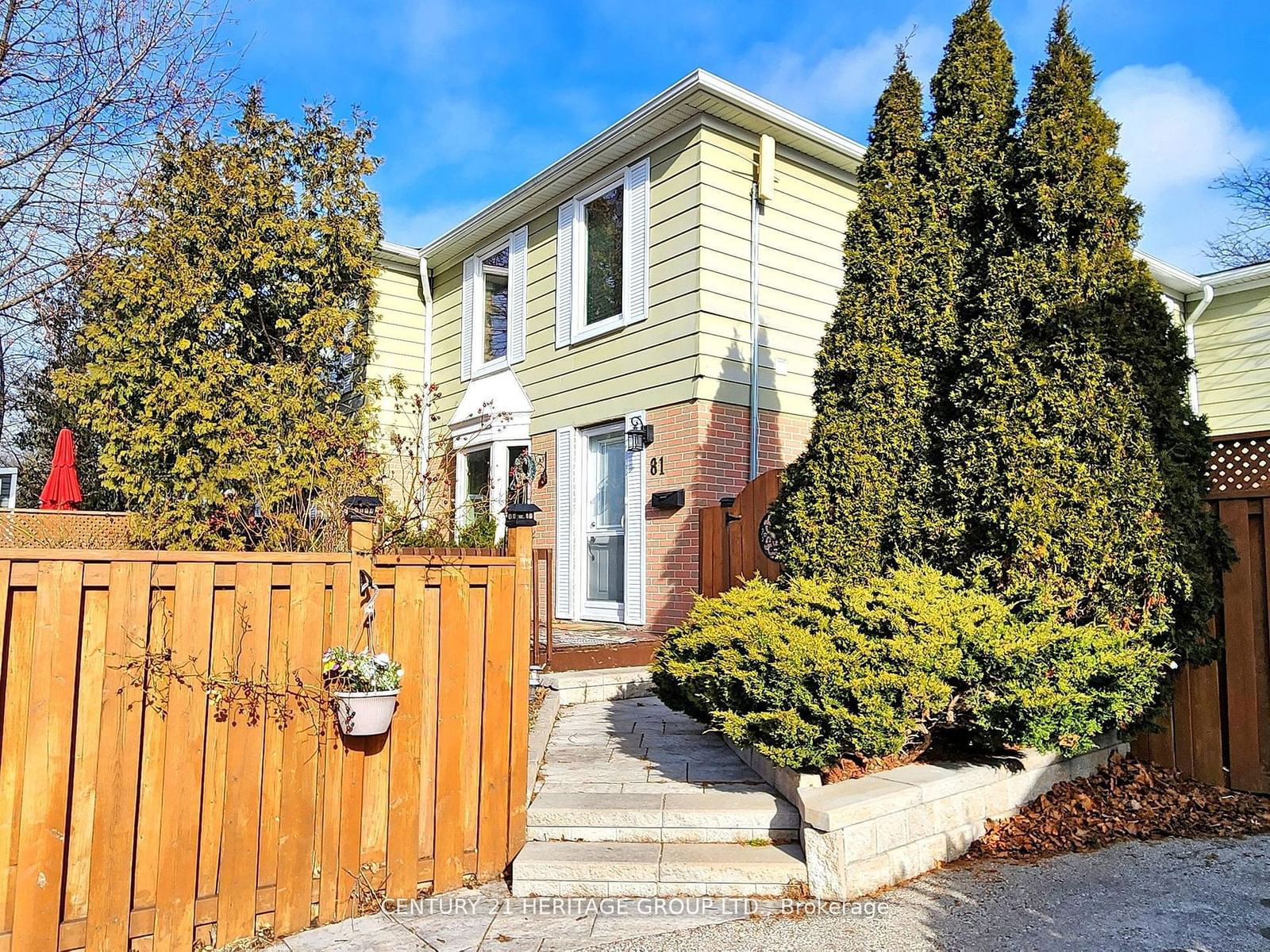 Townhouse for sale at 81 Lillooet Crescent, Richmond Hill, North Richvale, L4C 5A6 - MLS: N11954271